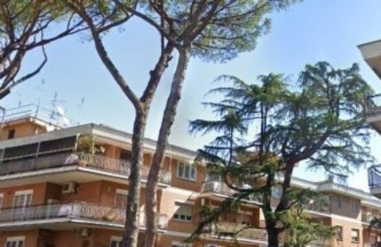 Trilocale con terrazzo e posto auto, Nuovo Salario
